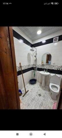 იყიდება ლეონიძის ქუჩაზე