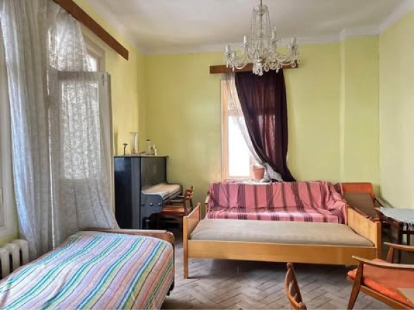 გირავდება 