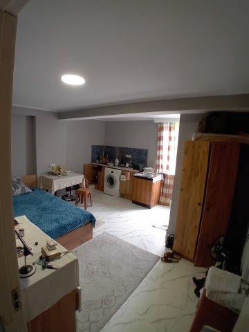 მესაკუთრესგან-  ქირავდება ვაშლიჯვარში კერძო სახლის მე-3 სართულზე 